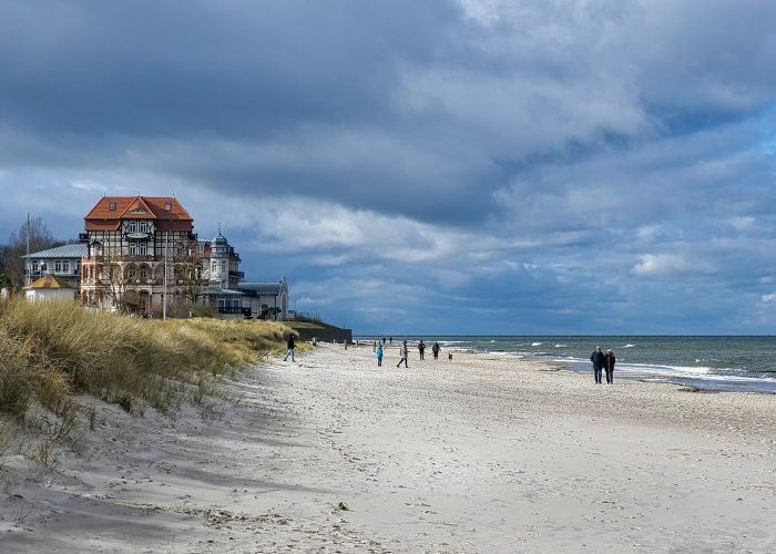 kühlungsborn, beach, shore, sand, nature, town, germany, baltic sea, vacation, people, coast, sea, horizon, cloudy kühlungsborn, beach, shore, sand, nature, town, germany, baltic sea, vacation, people, coast, sea, horizon, cloudy